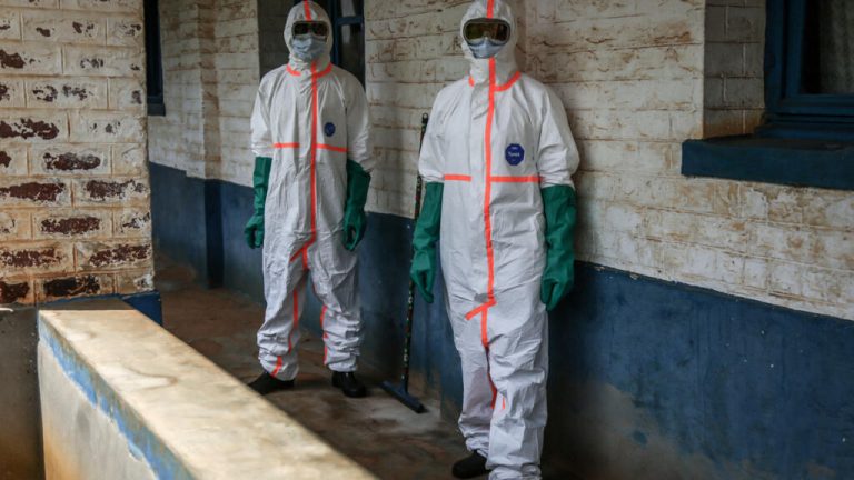 RDC: de nouvelles mesures pour tenter de d'endiguer Ebola, dix jours après l'annonce d'une nouvelle épidémie