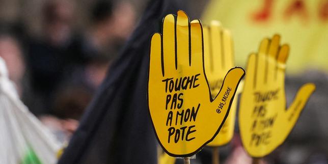Soupçons de discriminations à l’aéroport de Roissy-Charles-de-Gaulle : SOS Racisme saisit le Défenseur des droits, le groupe ADP dément