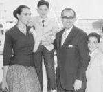 Jonas Salk, le scientifique qui a utilisé sa famille comme cobayes et a sauvé l'humanité de la polio