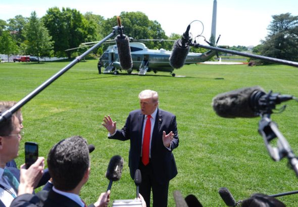 En annonçant la fin des hostilités, Donald Trump s’affranchit du Congrès dans le dossier iranien