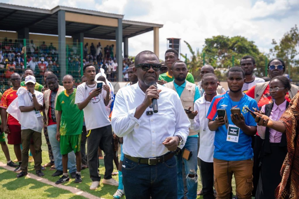RDC : Véron Mosengo-Omba et Guy Loando Mboyo main dans la main pour les infrastructures en province