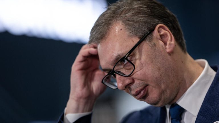 Réforme controversée de la justice en Serbie: l'Union européenne bloque une aide de 600 millions d'euros