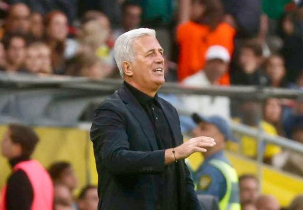 Vladimir-Petkovic-lors-du-match-Suede-Algerie-780x470