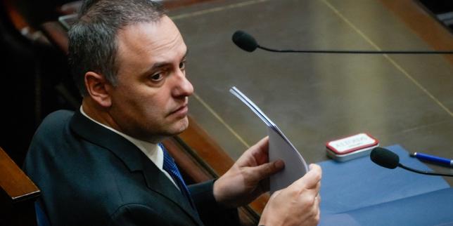 En Argentine, Javier Milei attaque la presse et son chef de gouvernement est soupçonné d’enrichissement illicite