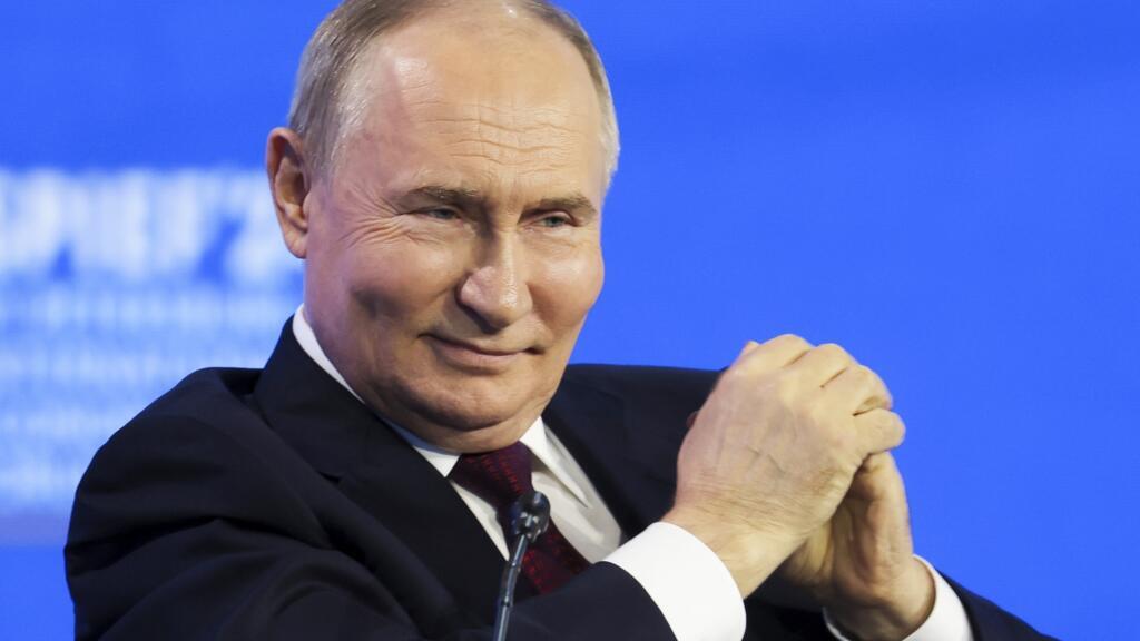 «Une prosternation devant un criminel de guerre»: la présence allemande à un forum économique en Russie fait débat