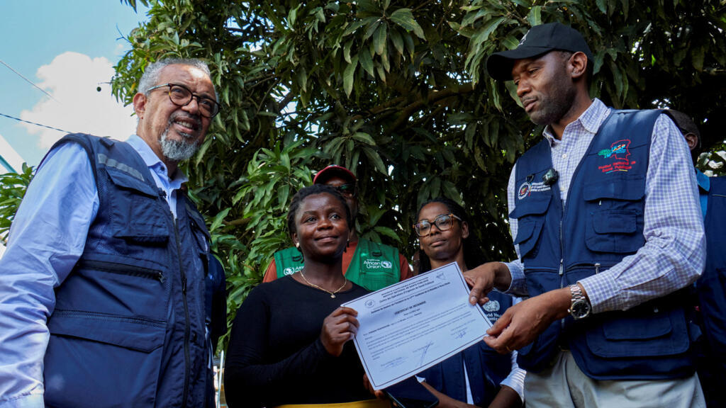 Ebola en RDC: fin de la visite du patron de l’OMS, reçu par le président Félix Tshisekedi