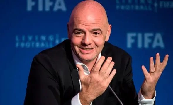 Coupe du Monde 2026 : titulaires et remplaçants unis au centre du terrain pour des hymnes nationaux !