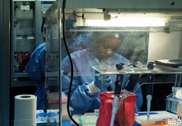 Ebola en RDC: démarrage d'un essai clinique d'un potentiel traitement contre la souche Bundibugyo