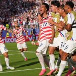 Coupe du monde 2026: les États-Unis sortent la Bosnie et rejoignent les deux autres pays organisateurs en 8es