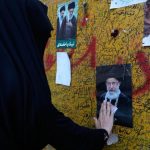 Funérailles de Khamenei: ces mères venues en famille rendre «un ultime hommage à leur guide suprême»